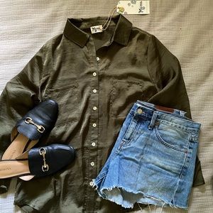 MOVING SALE SMYMM Buttondown